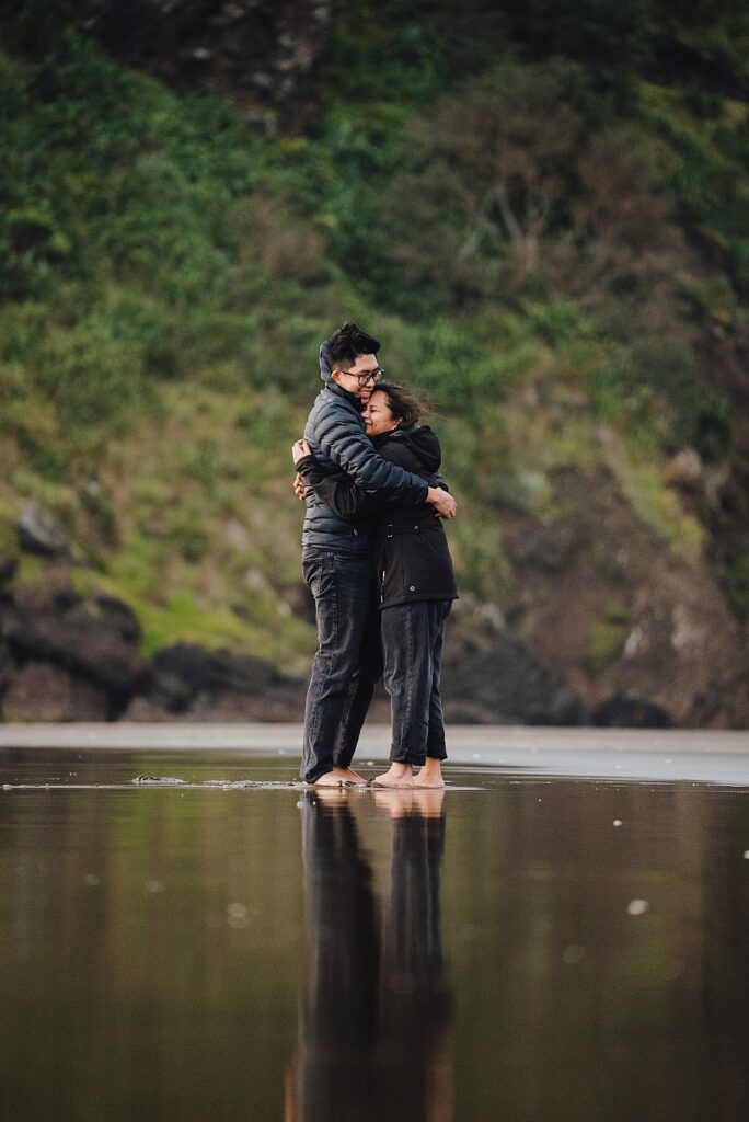 piha beach surprise proposal engagement photographer