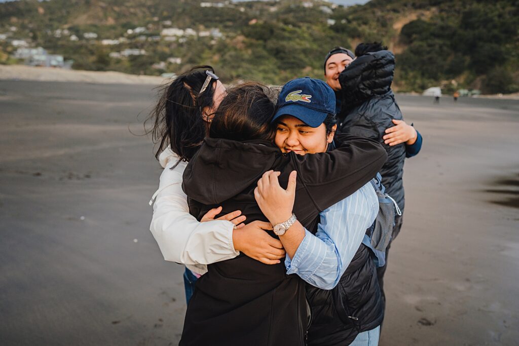 piha beach surprise proposal engagement photographer